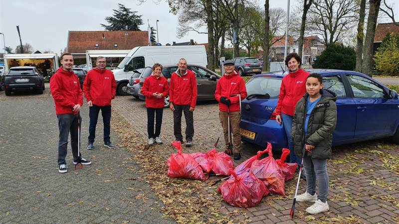 PvdA houdt schoonmaakactie in Heenvliet