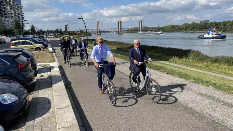 Burgemeester Den Haag bezoekt Nissewaard