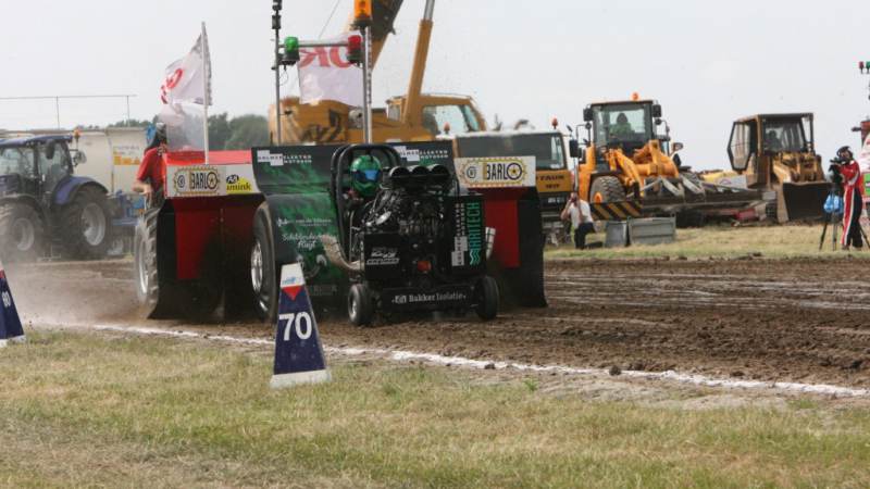 Tractor Pulling 
