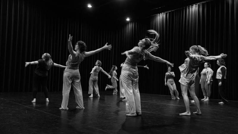 Dansers gezocht voor moderne dans choreografie traject
