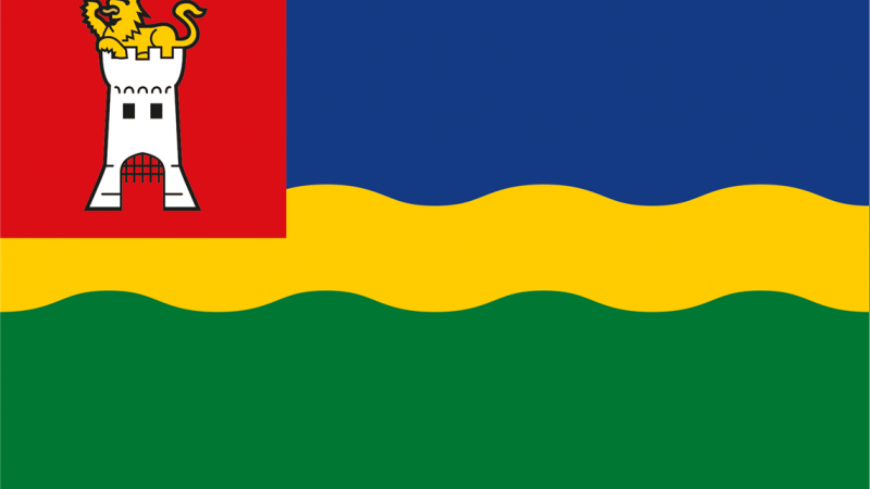 Nieuwe gemeentevlag Voorne aan Zee vastgesteld