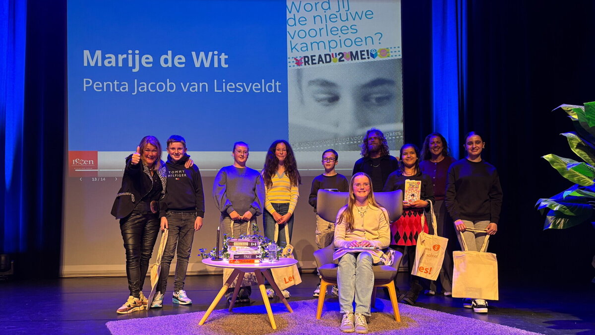 Brugklasser Marije de Wit wint regionale voorleeswedstrijd.jpeg
