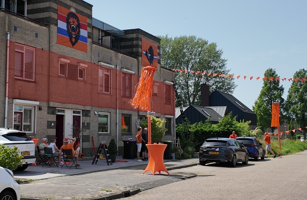 Marie van Regterenstraat WK oranje