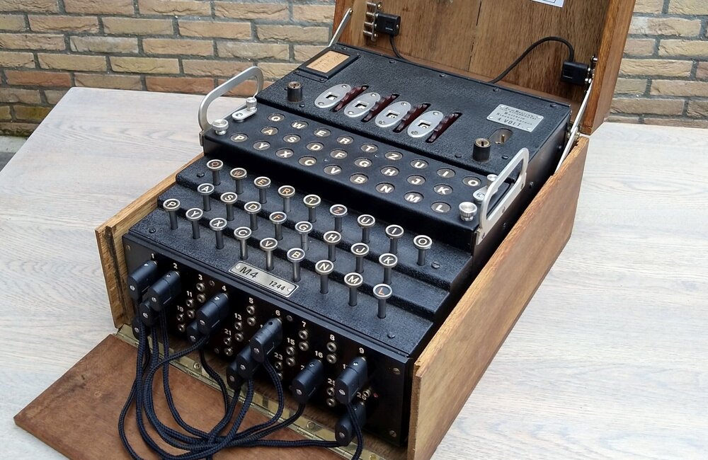Enigma M-4 voor publicatie.jpg