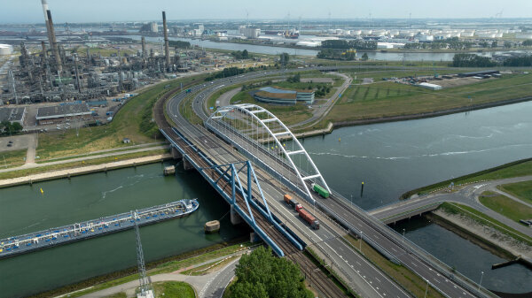 Suurhoffbrug - Foto Rijkswaterstaat