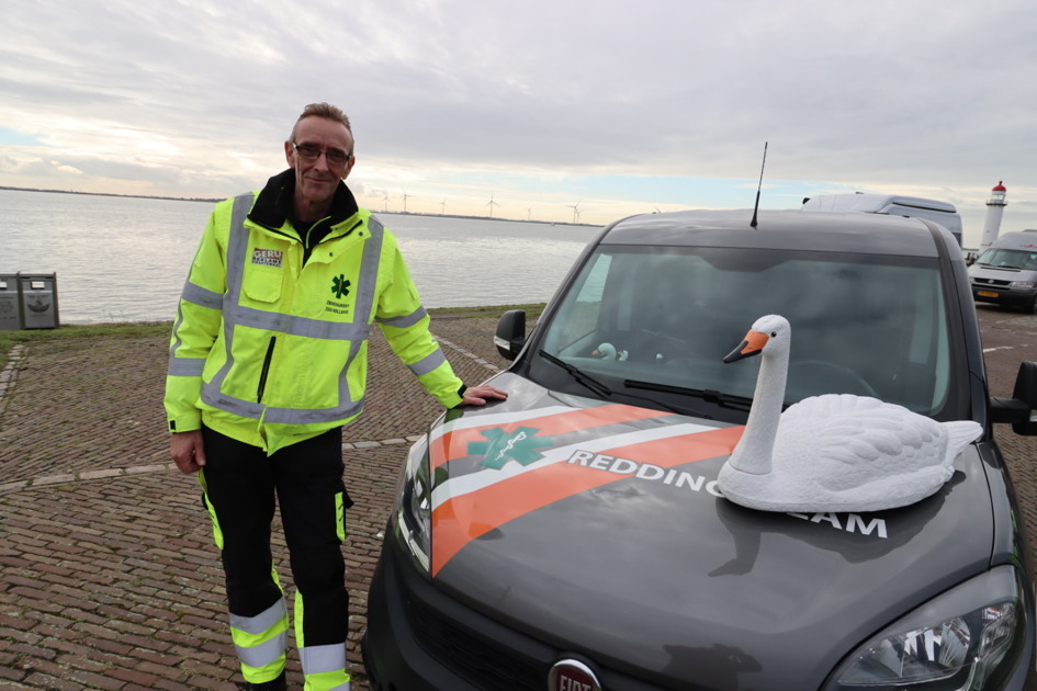 Al 600 meldingen dit jaar: Zwanengroep wil tweede dierenambulance