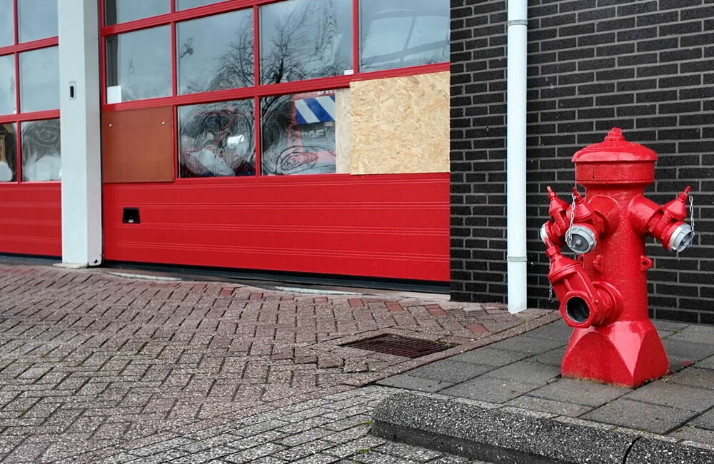 20260109 brandweer Rockanje burgemeester.00_00_06_26.Still001.jpg