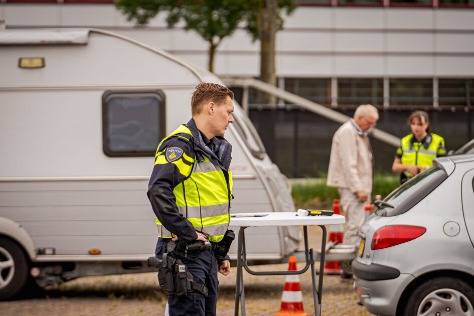 Twee aanhoudingen bij verkeerscontrole Malledijk Spijkenisse