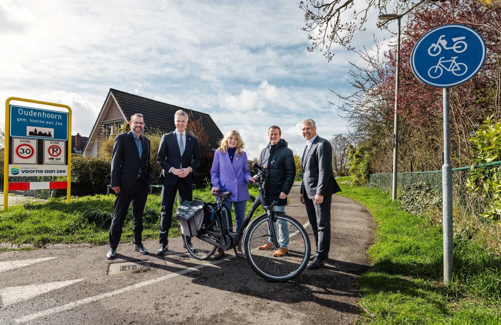 Foto voor bij Persbericht - Veilig en comfortabel doorfietsen over het Trambaanpad.jpg