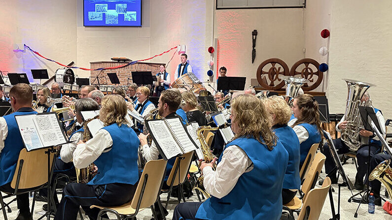 Jaarlijkse_uitvoering_2026_Ons_Genoegen_Rockanje (1).jpg