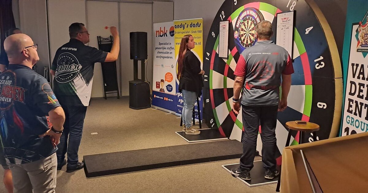 Darters uit heel Nederland zetten zich 24 uur in voor het goede doel