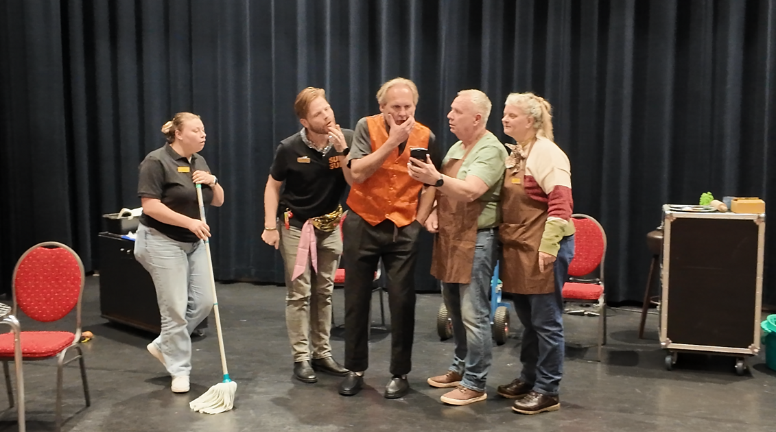 80-jarige toneelvereniging GUNDA op tournee naar Spanje