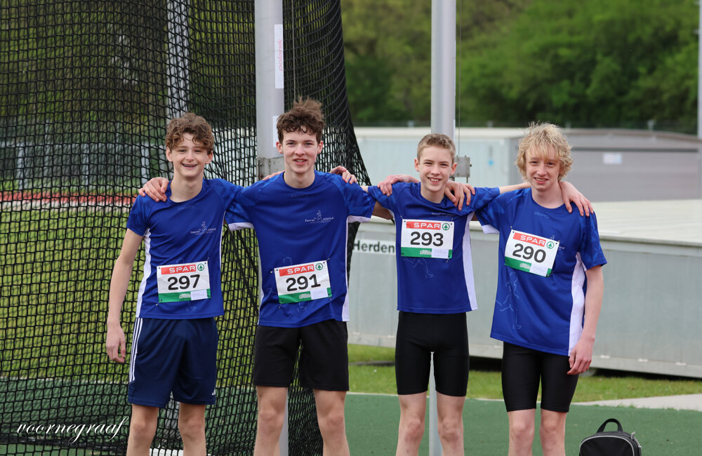 260412_Voorne Atletiek_Joey, Yannick, James, Jake