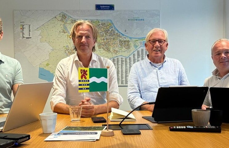 BIZ Halfweg-Molenwatering maakt kennis met nieuwe wethouder
