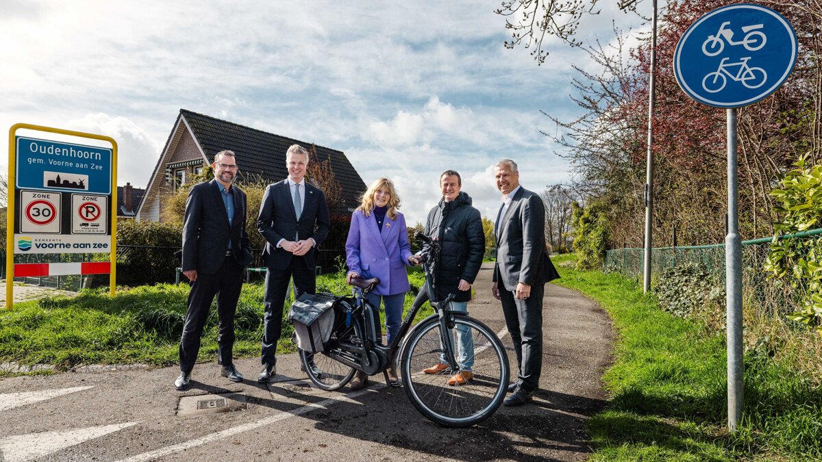 Foto voor bij Persbericht - Veilig en comfortabel doorfietsen over het Trambaanpad.jpg