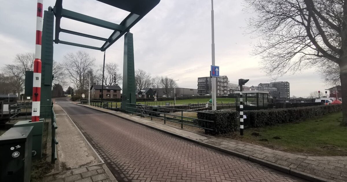 Sluis Kanaal door Voorne wordt gerepareerd: bediening sluis tot half maart beperkt