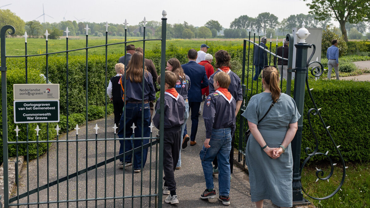 Herdenking_4mei_Zwartewaal (2).jpg