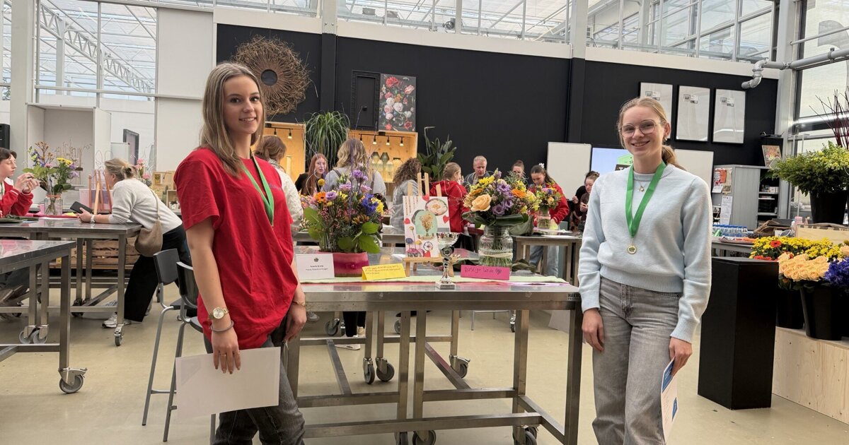 Eerste plaats voor Mila en Julia bij regionale Skills Bloemwerk