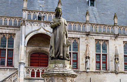 261030 Lezing Jacob van Maerlant door Peter Moree en Rob van Breda 2