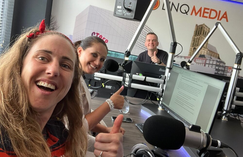 Wijkbrandweer Megan & Marian SBO in de studio van LINQ