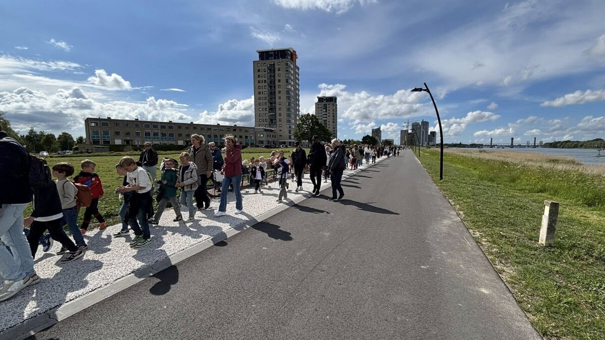 Mini-vierdaagse Schenkel Spijkenisse.jpg