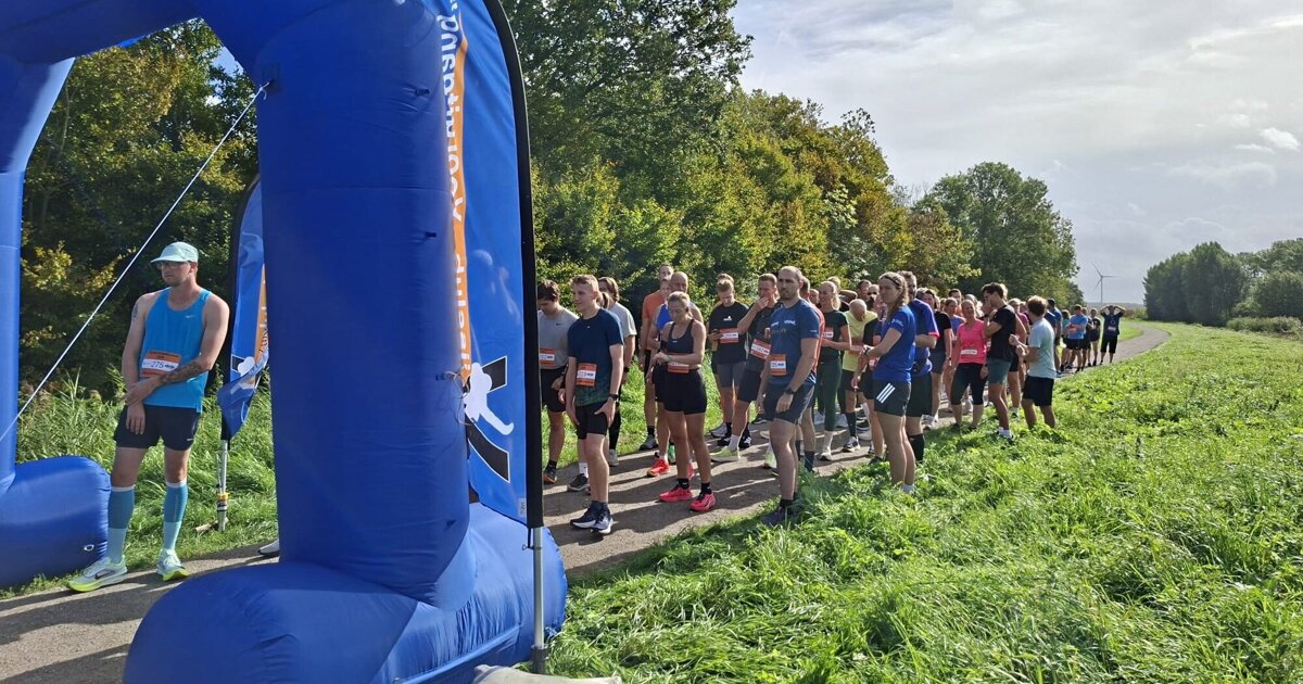 Ruim 200 lopers aan de start bij eerste Vooruitgangloop in Zuidland