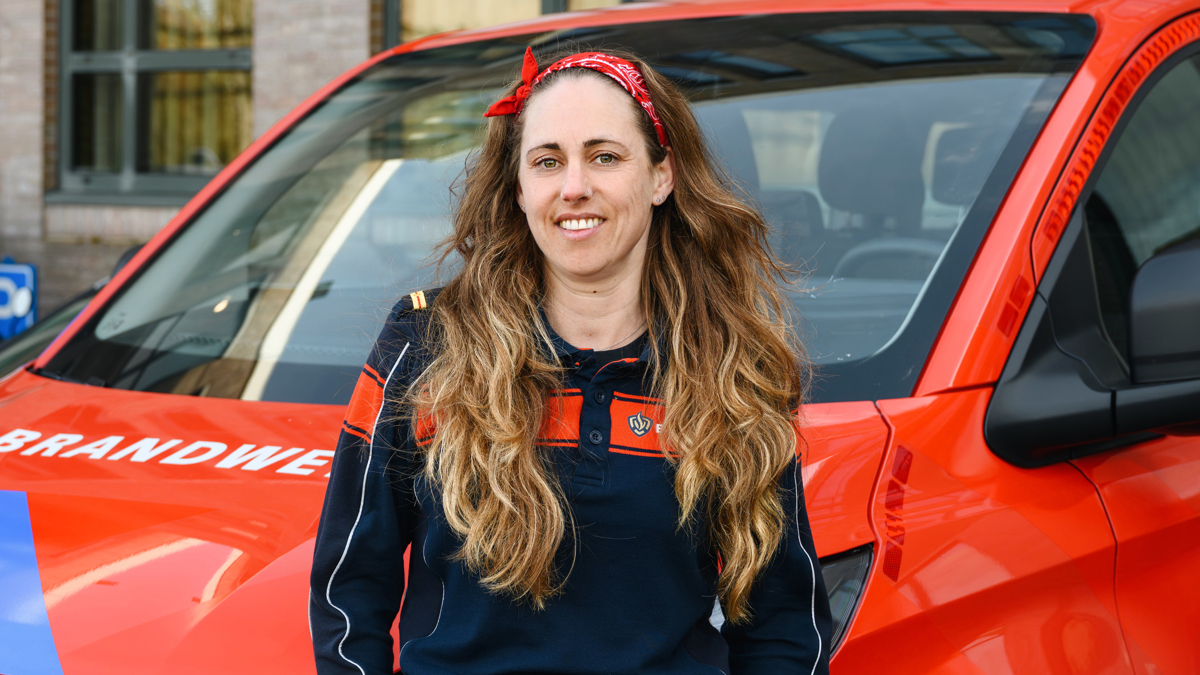 024 Wijkbrandweer helpt bij brandveiliger maken Voorne aan Zee.JPG