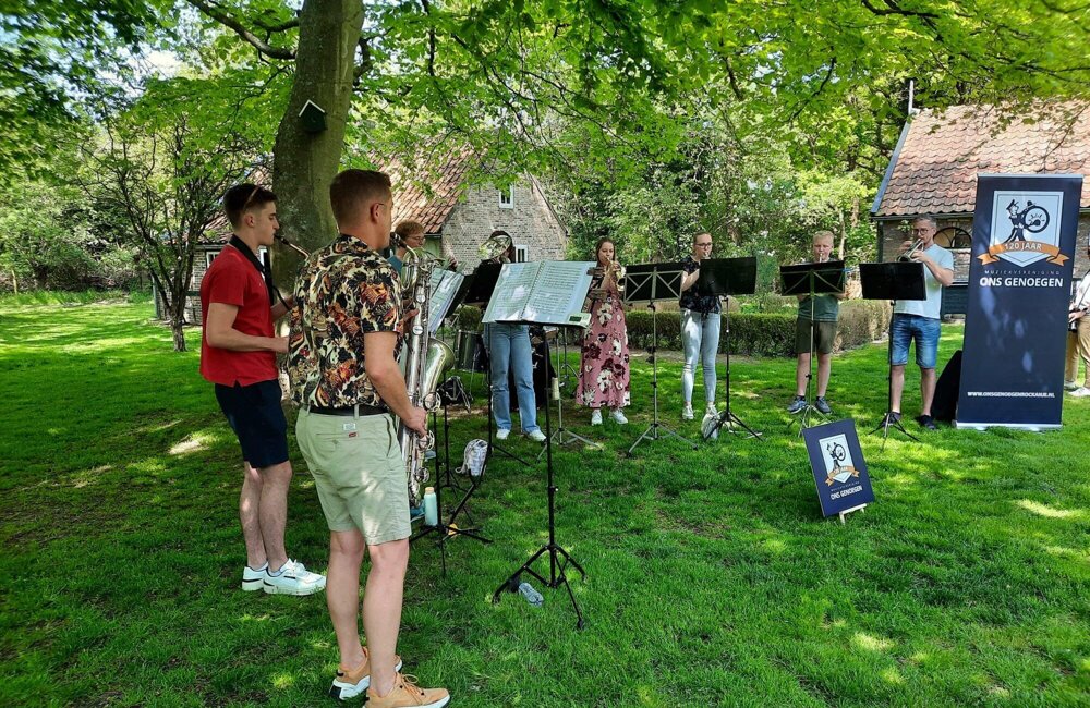 2. Combo Ons Genoegen.jpg